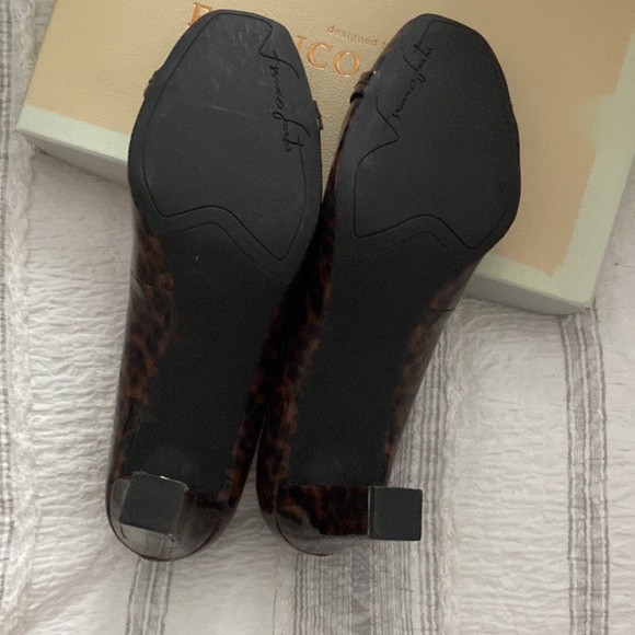 Franco Sarto Leopard Patent Leather heels - 7/12. Classic yet sexy and STUNNING! - Picture 5 of 12